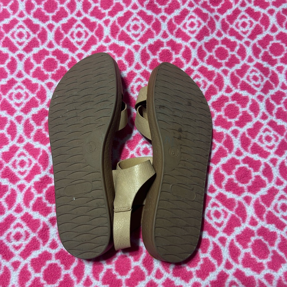Sandals - Picture 4 of 4